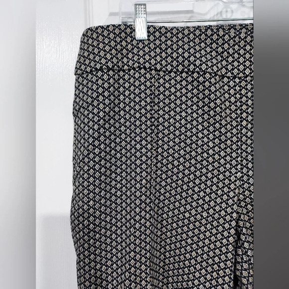 Lord & Taylor Woman Black, White & Metallic Gold Kelly Pull On Pants Size 18 W - Picture 2 of 14